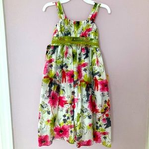 Brand New flowery dress, perfect for Spring/Summer/Easter, for 10 years old girl